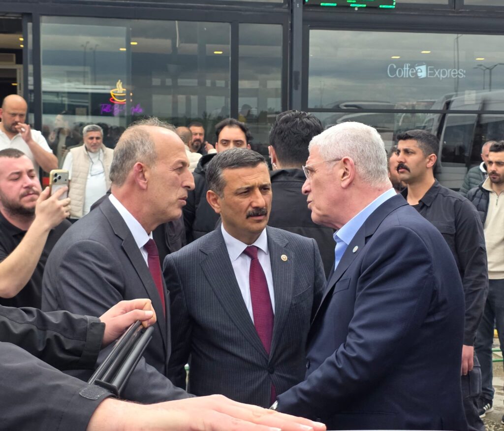 “Büyükşehir Bursa’nın Yaralarını Sarmıyor”