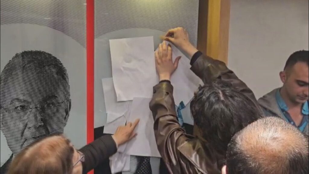 CHP’de Kurultay Kararı ve Parti İçinde Gerilim