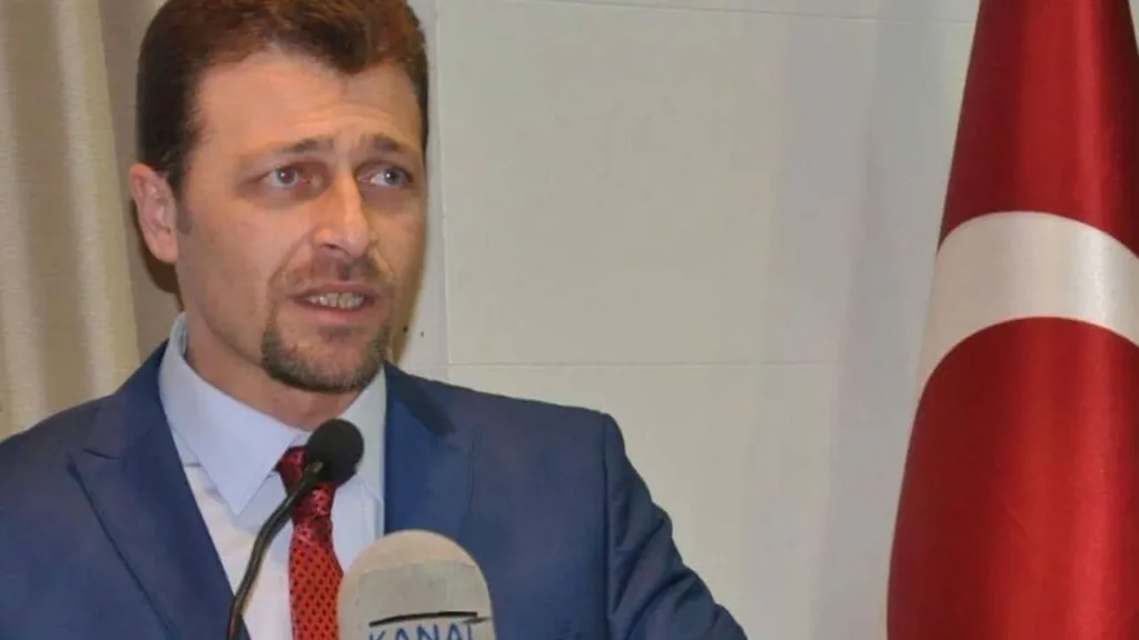 Halil Büyükışıklar’dan Siyasete Eleştirel Bakış: “Dik Duruşumdan Vazgeçmedim”