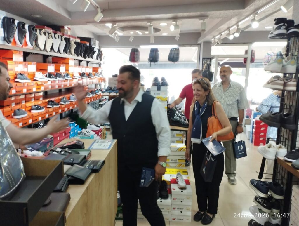 “136 Mahalleyi Adım Adım Geziyoruz, Vatandaşın Sesini Dinliyoruz”