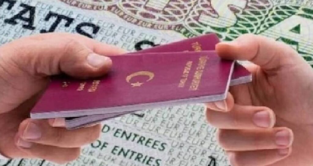 Avrupa kapıyı araladı: Türk vatandaşlarına 5 yıla kadar vize