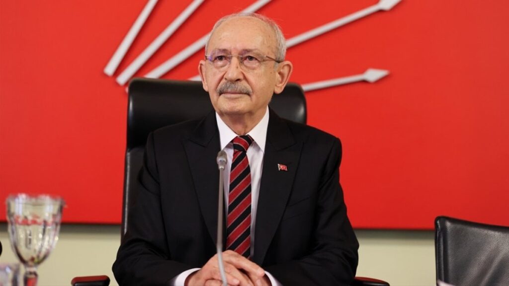 CHP’de MYK Toplantısı ve Kurultay Krizi