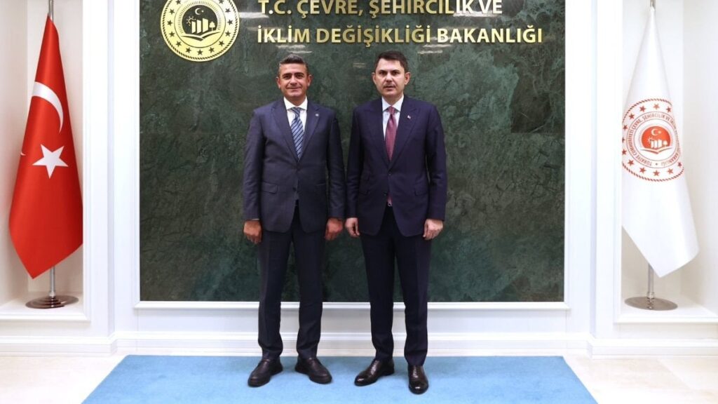 CHP’li Başkanlar İçin ‘AK Parti’ İddiaları ve Tepkiler