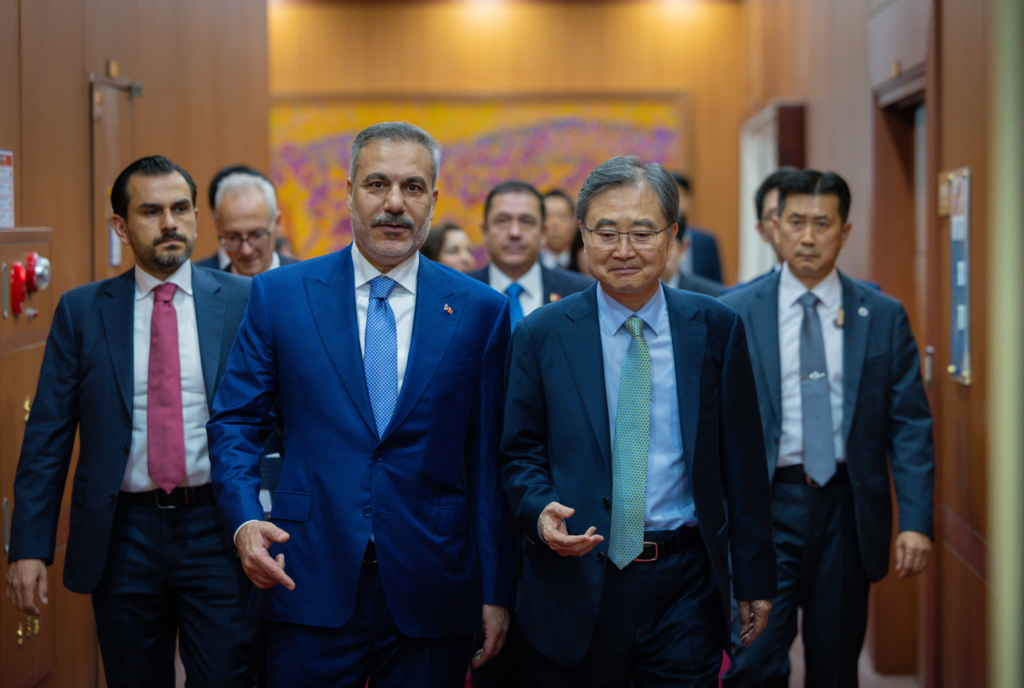 Hakan Fidan’ın Güney Kore Ziyareti