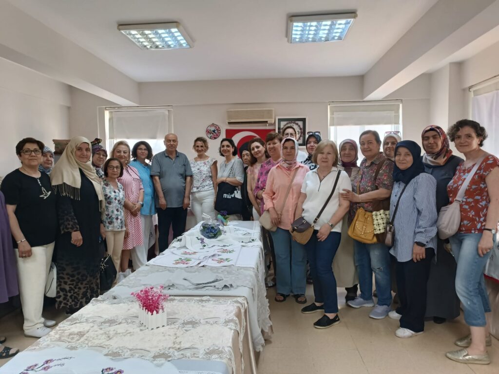 İhsaniye’de Emeğin Nuru Beğenildi!