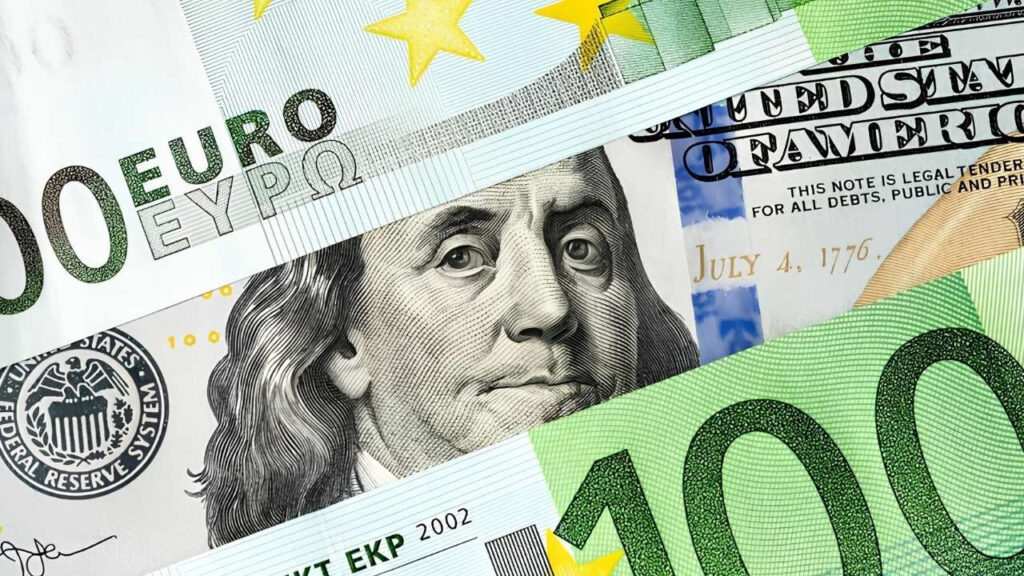 Türk Lirası baskıdan kurtulamadı: Dolar, Euro ve Sterlin zirveye oturdu!