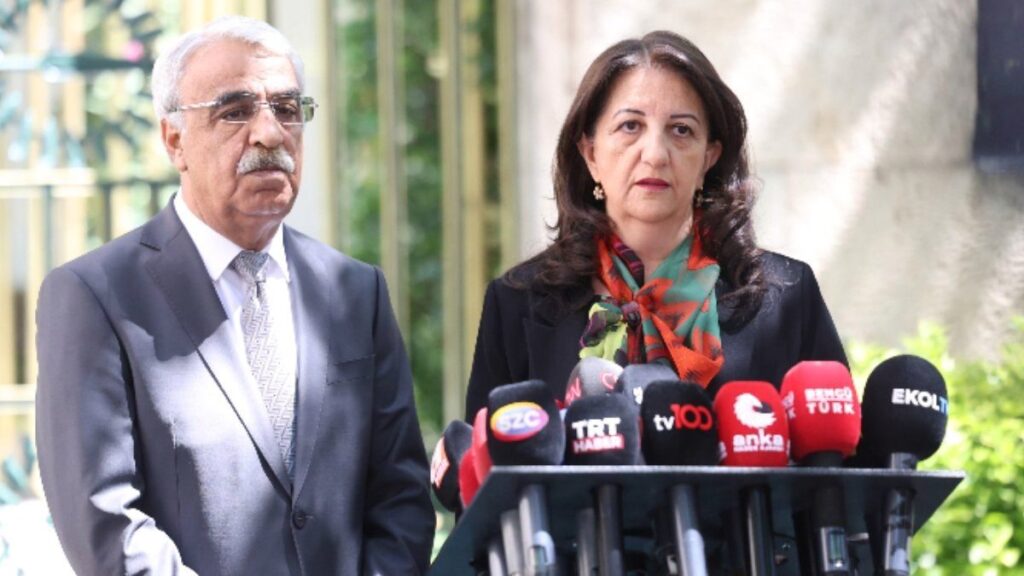 İmralı Heyeti Abdullah Öcalan’ı Ziyaret Etti