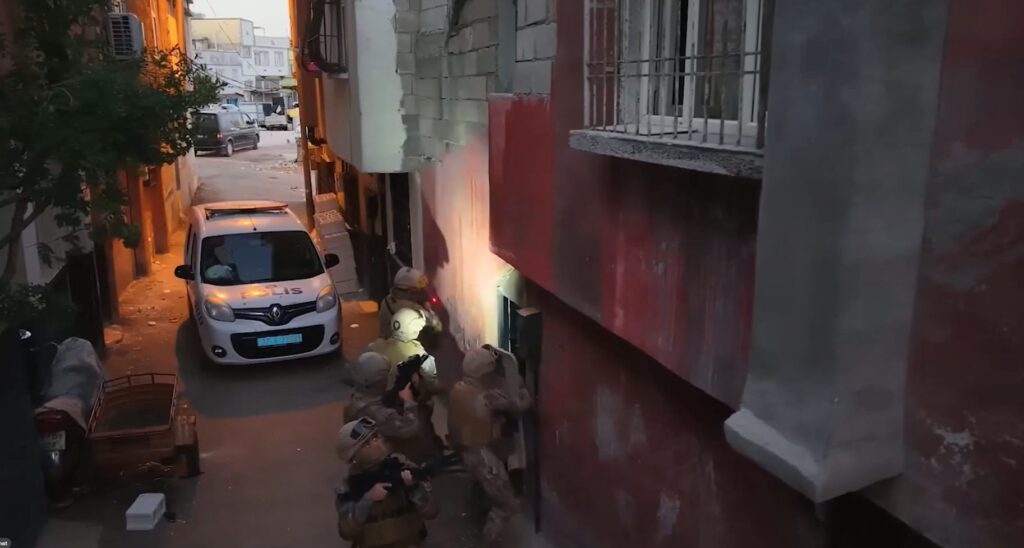 71 İlde Uyuşturucu Operasyonu: 844 Tutuklama