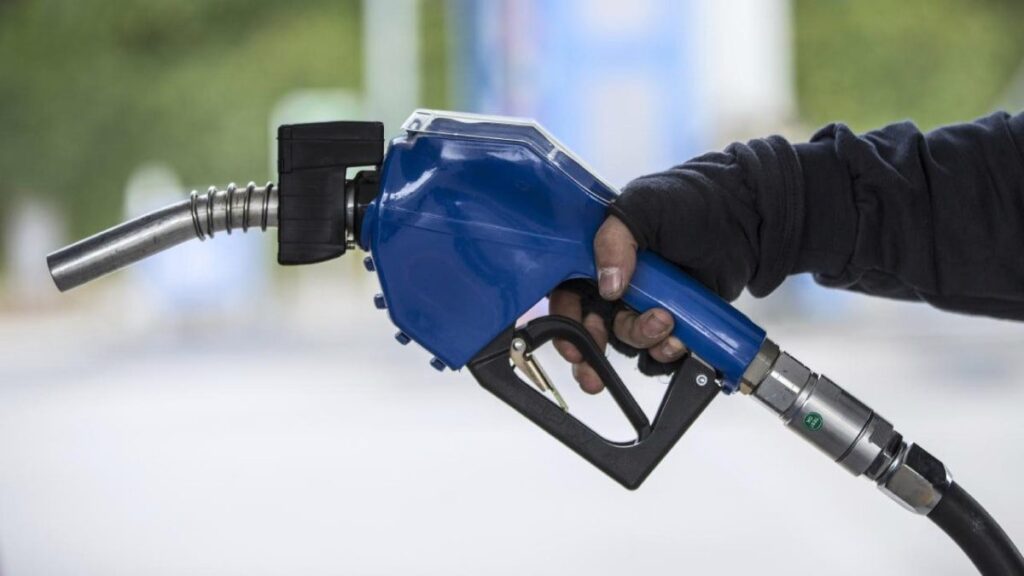 Benzine Salı Günü 2,74 TL Zam Bekleniyor
