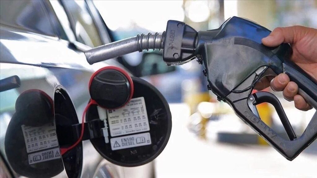Benzine Yeni Zam ve Eşel Mobil Düzenlemesi