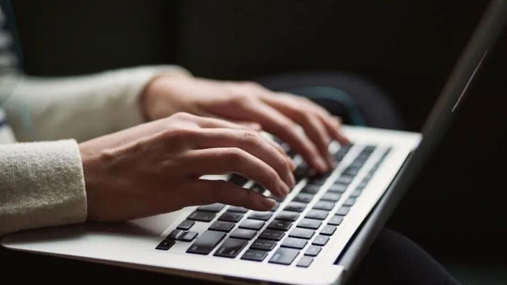 Bilgi ve İletişimde 6 Aylık Kamu Yatırımı 3,3 Milyar TL