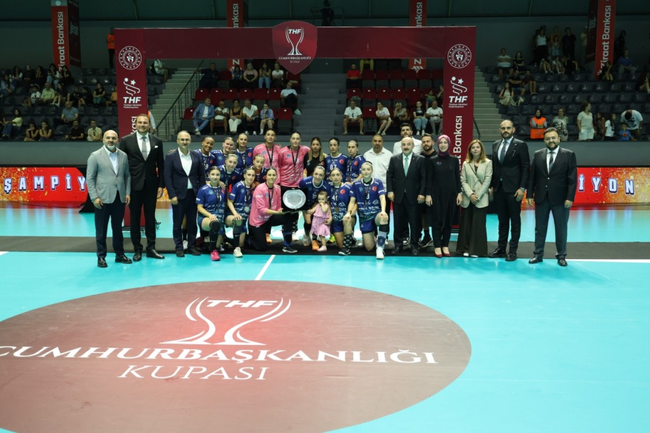 BÜYÜKŞEHİR BELEDİYESPOR CUMHURBAŞKANLIĞI KUPASI’NDA İKİNCİ OLDU