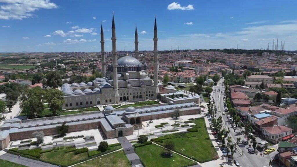 Edirne’de CHP’den Kitlesel Ayrılık ve Yeni Parti Hareketi