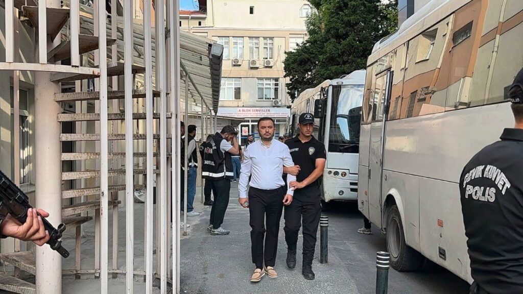 Kuşadası Belediyesi’yle İlgili Rüşvet ve İrtikap Soruşturması