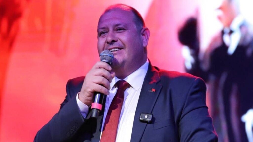 Menderes Belediyesi’ne Operasyon ve İddialar