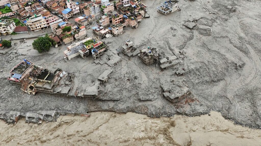 Nepal-Çin Sınırındaki Yıkıcı Sel ve Son Durum