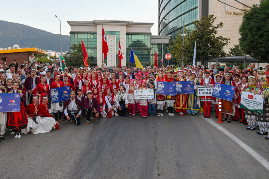 Osmangazi’de Uluslararası Balkan Festivali Başladı