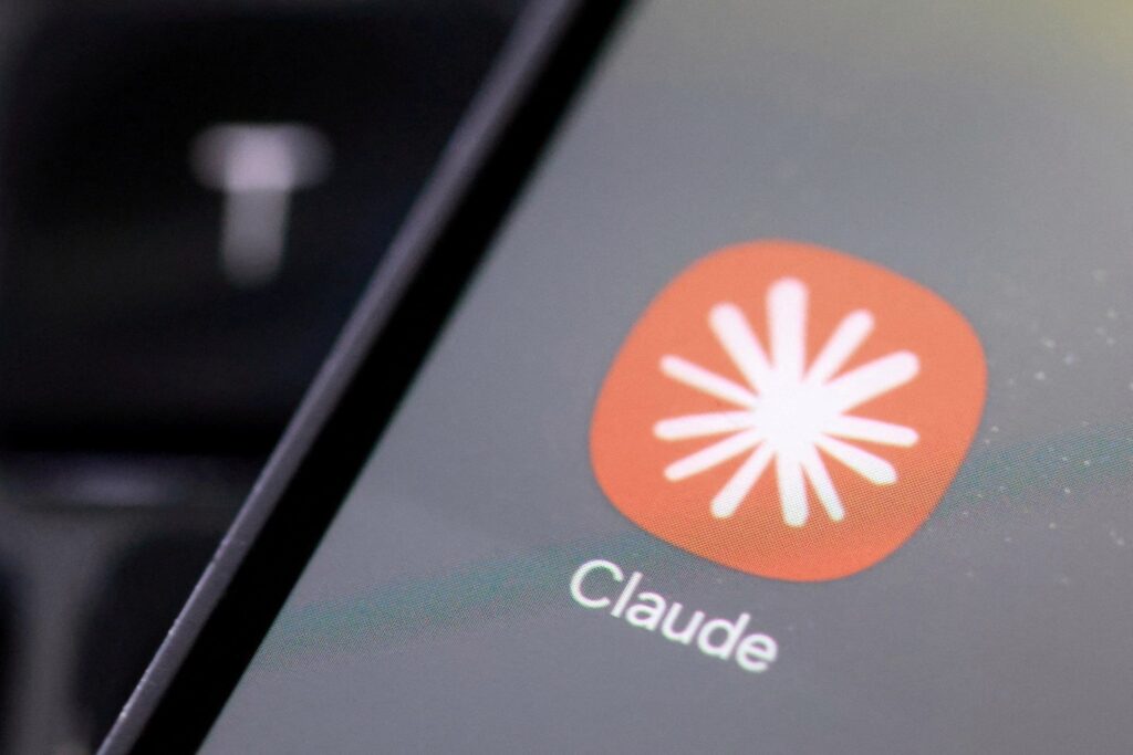 Yapay Zeka Yönetici Claude’un İlk İşten Çıkarması