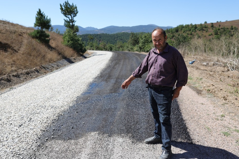 BÜYÜKŞEHİR, 3 İLÇEDE 50 KİLOMETRELİK YOLU YENİLEDİ
