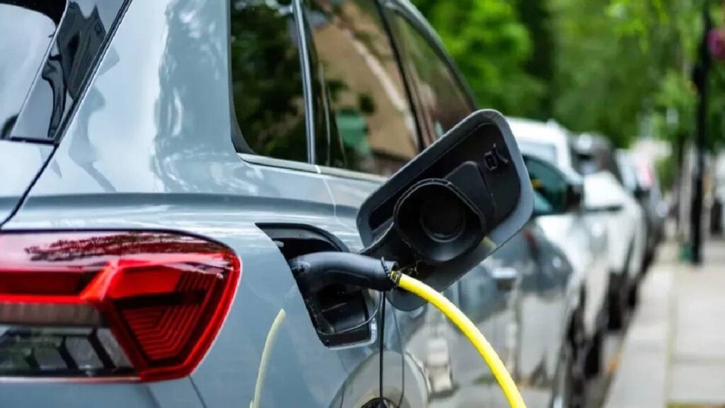 Geely’nin 2.250 kW Hızlı Şarj ve Akıllı AI Yönetimi