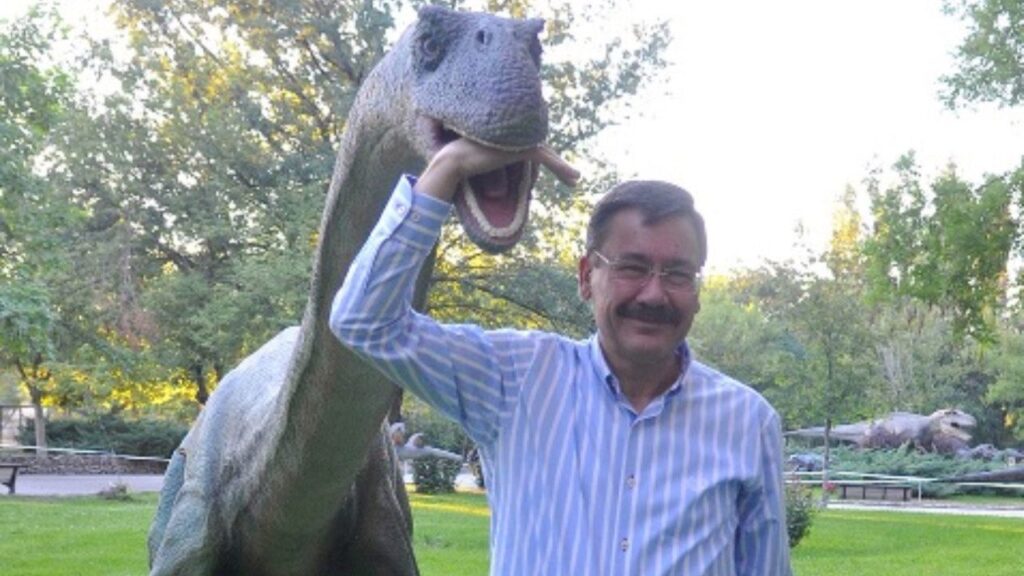 Gökçek’ten Arınç’a Sert Yanıt
