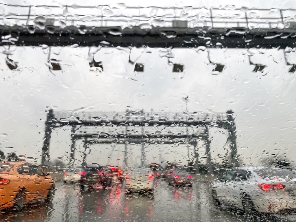 İstanbul’da Sıcaklık Düşüşü ve Sağanak Uyarısı