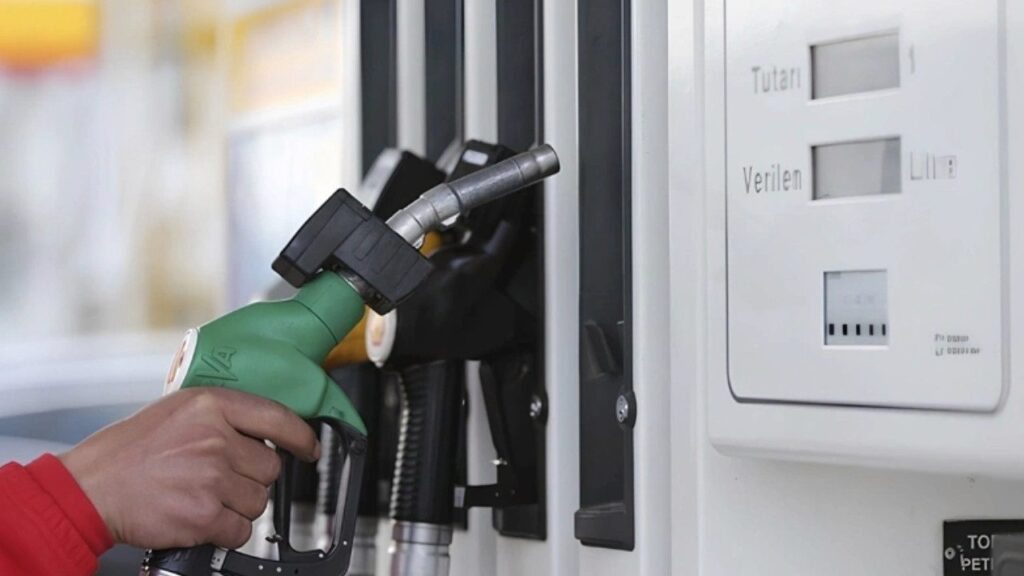 Motorinde Gece Yarısı 4,09 TL İndirim Bekleniyor