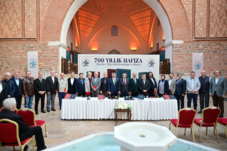 BURSA’NIN 700 YILLIK HAFIZASI KİTAPLAŞTIRILDI