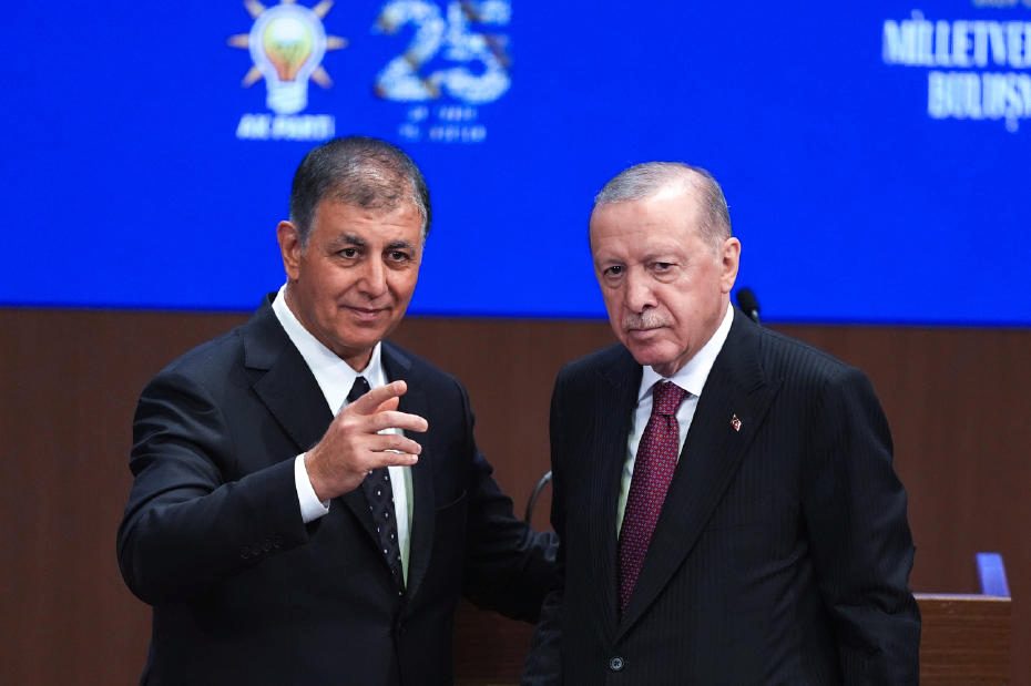 Cemil Tugay’ın AK Parti’ye Katılma Süreci