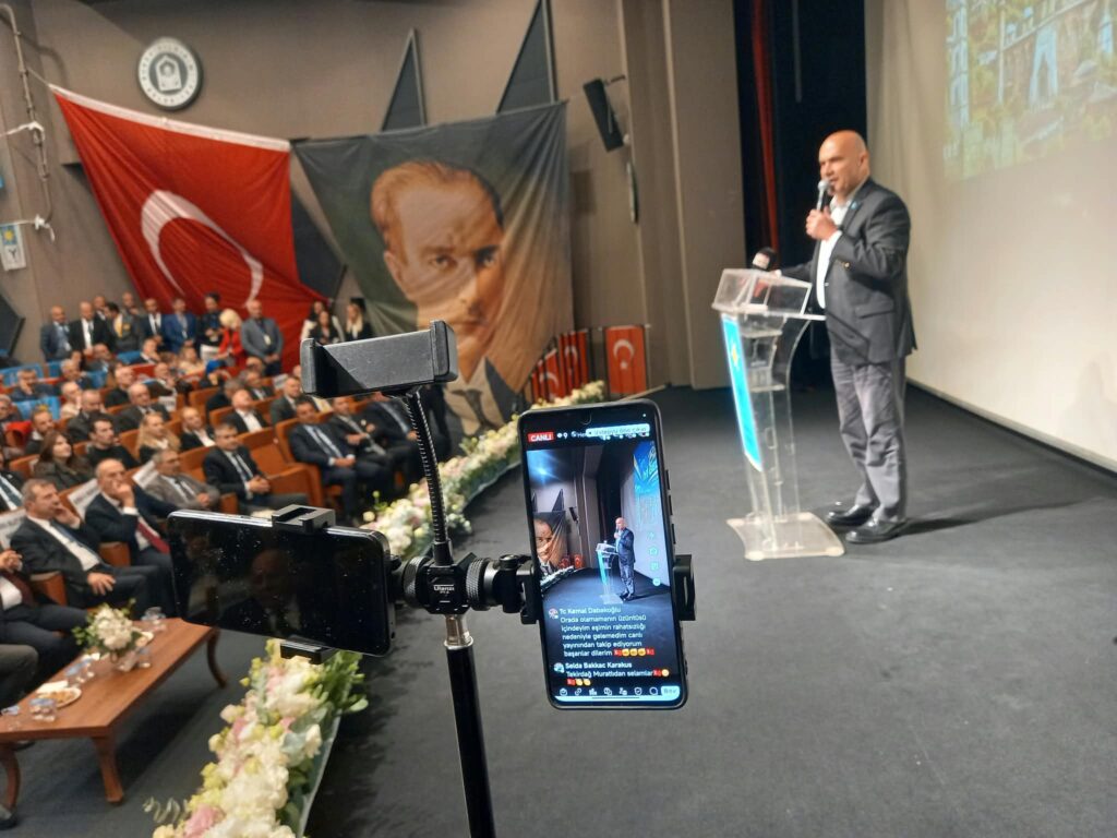 İYİ Parti’nin Yıldırım toplantısında ilçenin sorunları öne çıktı: Samanlı’ya hastane yerine lojistik merkezi mi?
