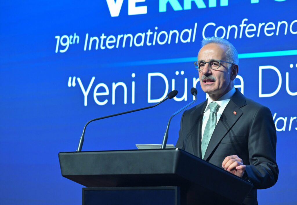 Dijital Güvenlik ve Siber Savaşlar Üzerine Güncel Yaklaşımlar