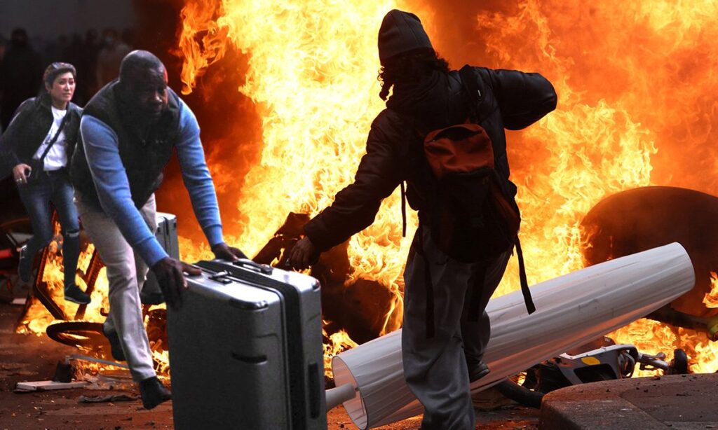 Fransa’daki Protestolar ve Yıkımlar