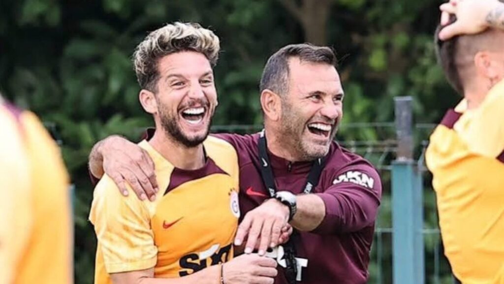 Mertens Galatasaray’da Göreve Dönüyor Mu?