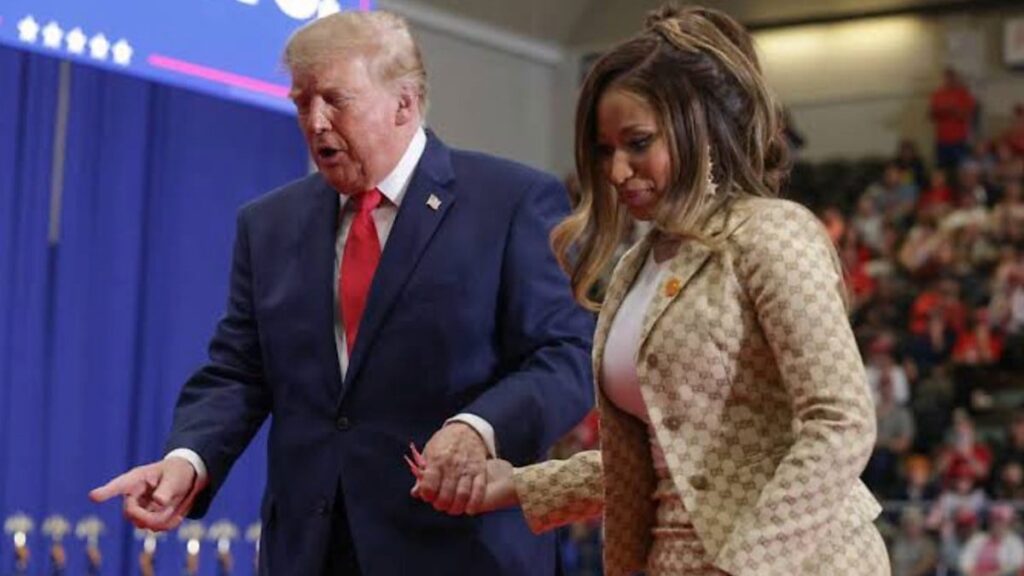 Trump, Nicki Minaj’ı Beyaz Saray Sözcüsü Olarak Önerdi