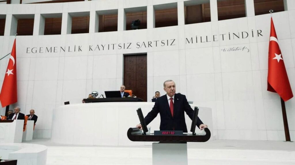 Yeni Anayasa Çalışmaları ve Meclis Görünümü